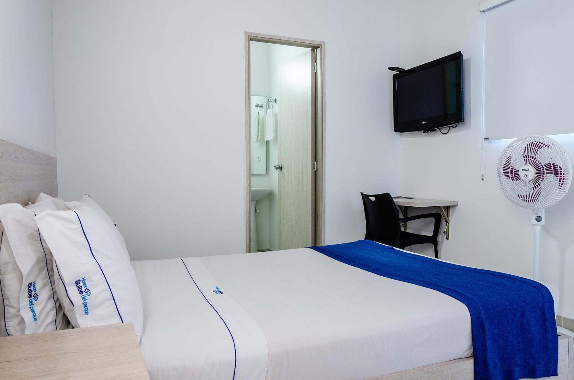 Hotel Suite del Parque Medellín Esterno foto